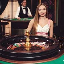 Papan odds live betting 18hok untuk taruhan olahraga sepak bola Liga Champions dan Liga 1 Indonesia